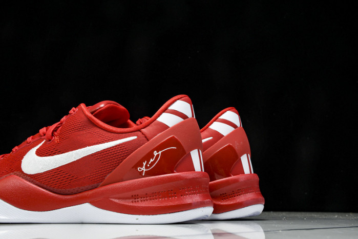 NIKE KOBE 8 PROTRO “UNIVERSITY RED” HF9550-600