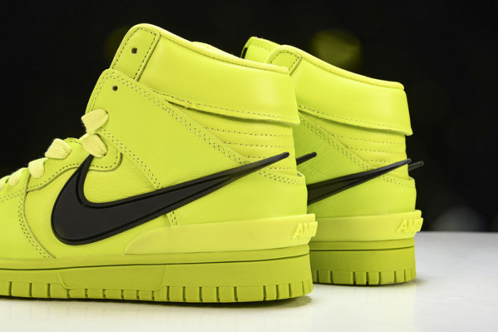 Nike Dunk High AMBUSH Flash Lime  CU7544-300