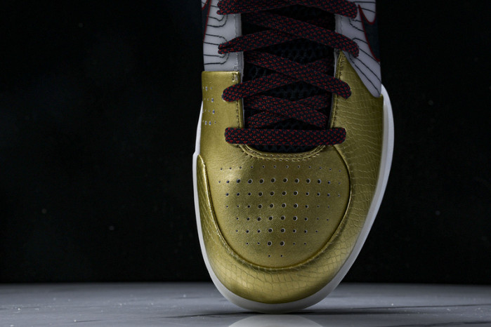 Nike Kobe 4 Protro Gold Medal FQ3544-100