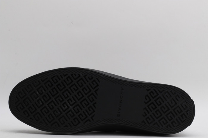 GIVEN*CHY  SNEAKERS COPSHOE GV-01
