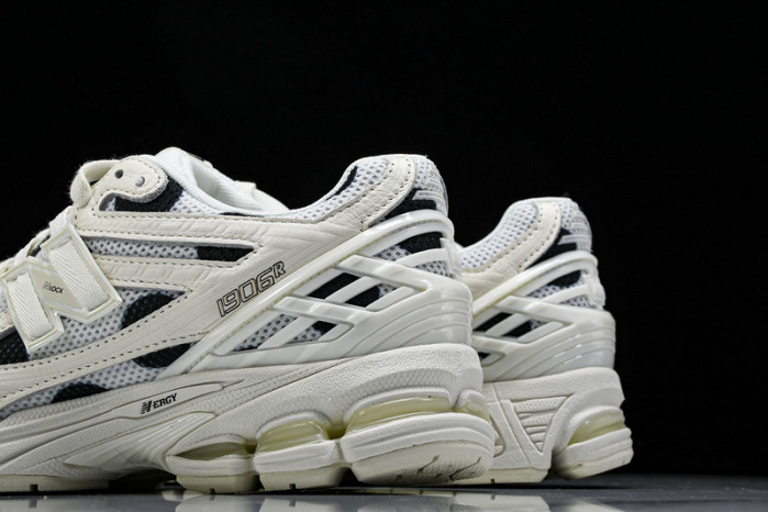 N*EW B*ALANCE COPSHOE NB-135