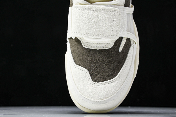 Nike Zoom Field Jaxx SP Travis Scott  HQ3061-102