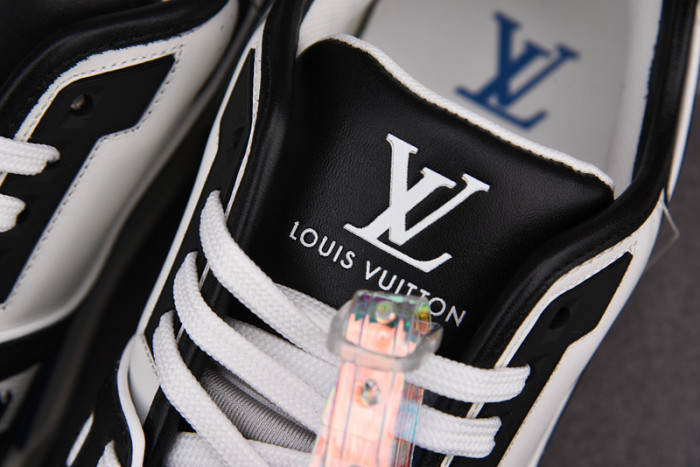 LVT  SNEAKERS   KICKZE L&V-49