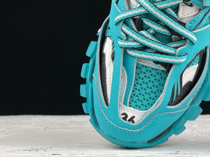 BL TRIPLE TRAINER EMERRALD  BLUE 522523 W2LR4 5687