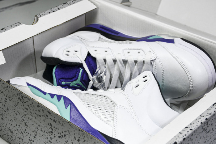 Jordan 5 Retro Grape (2013)  - 136027-108