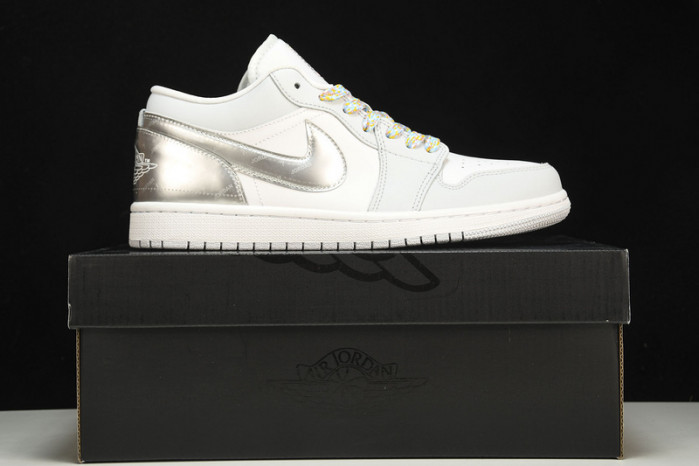Jordan 1 Low SE Tear Away Silver - DX6070-101