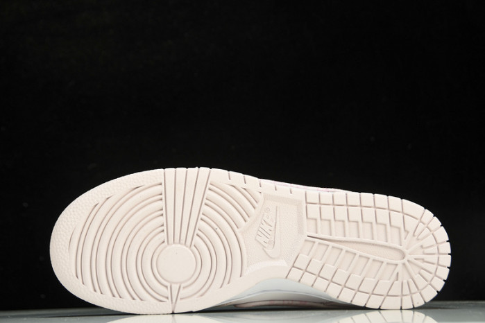 Nike Dunk Low Essential Paisley Pack Pink (W)  FD1449-100