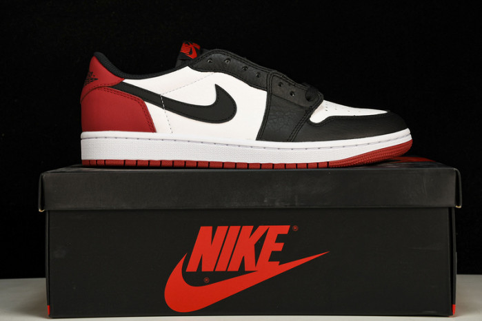 Jordan 1 Retro Low OG Black Toe - CZ0790-106