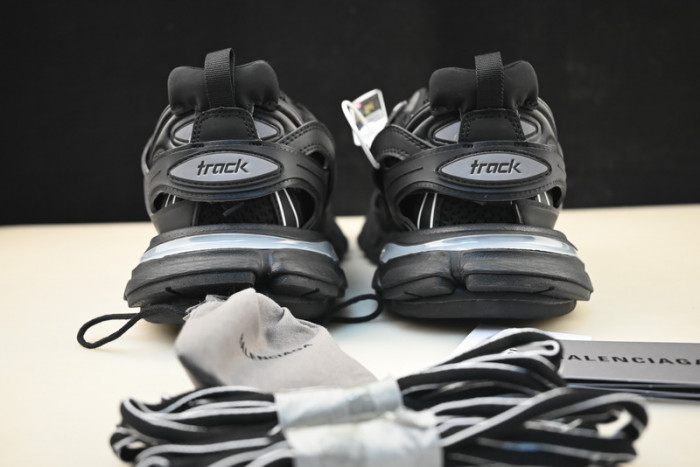 BL Track Runners black 542436 W1GB 1000