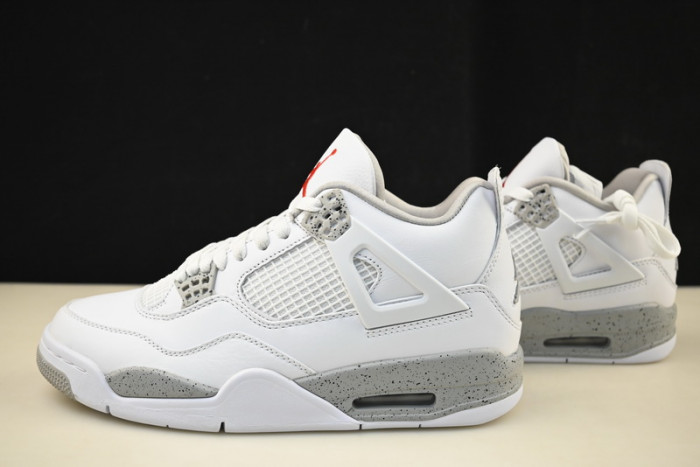 Air Jordan 4 White Oreo Tech Grey CT8527-100